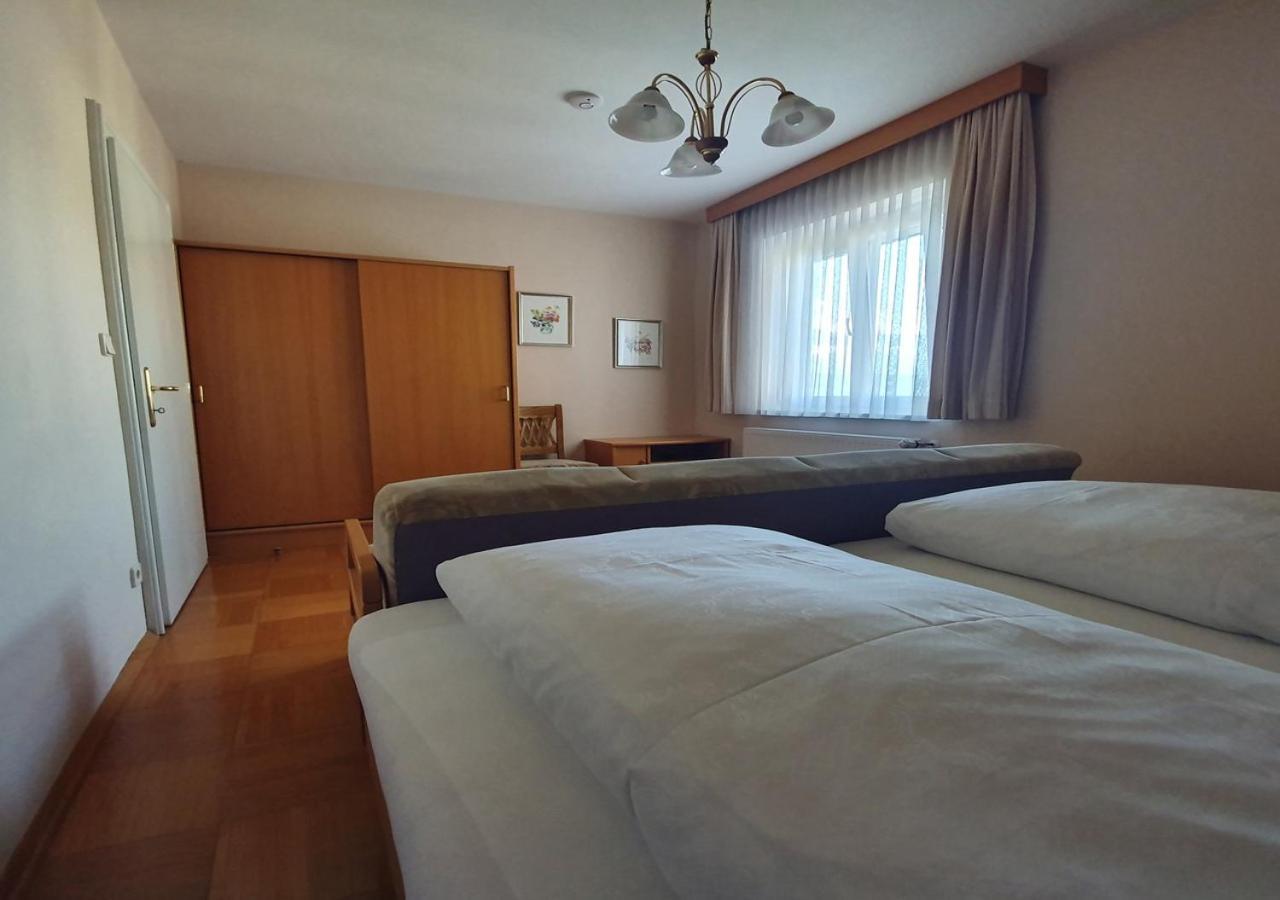 Haus Kraller-Urlaub Mit Seeblick Millstatt am See Zewnętrze zdjęcie