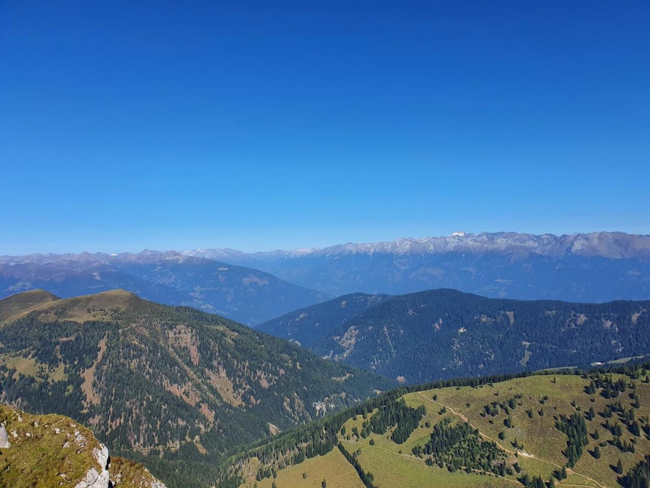 Haus Kraller-Urlaub Mit Seeblick Millstatt am See Zewnętrze zdjęcie