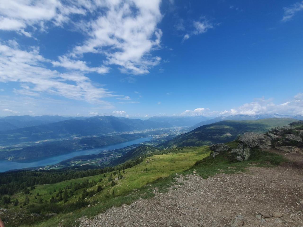 Haus Kraller-Urlaub Mit Seeblick Millstatt am See Zewnętrze zdjęcie